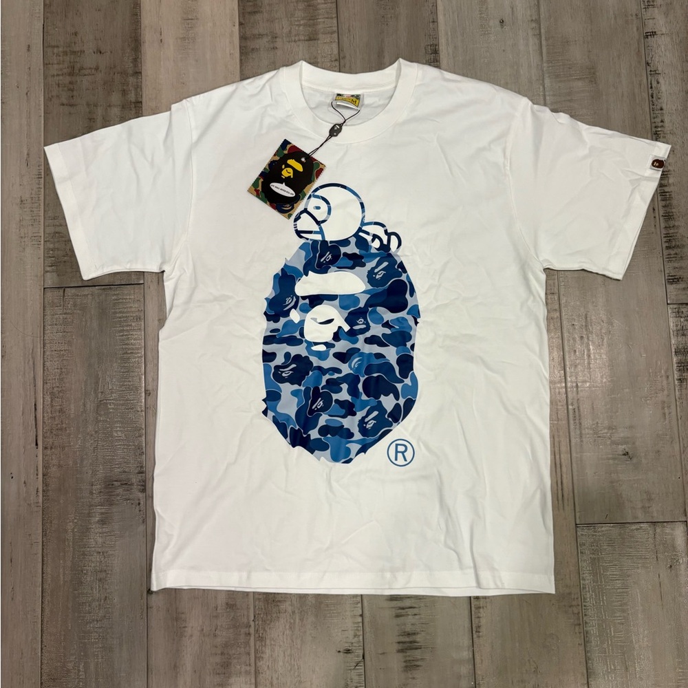 A Bathing Ape BAPE Milo Sleeping on Ape Head T- shirt Size Medium NWT